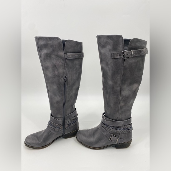 RAMPAGE Women's Interest
Zipper and Buckle Knee High
Riding Women's boots size 7 - Picture 2 of 12